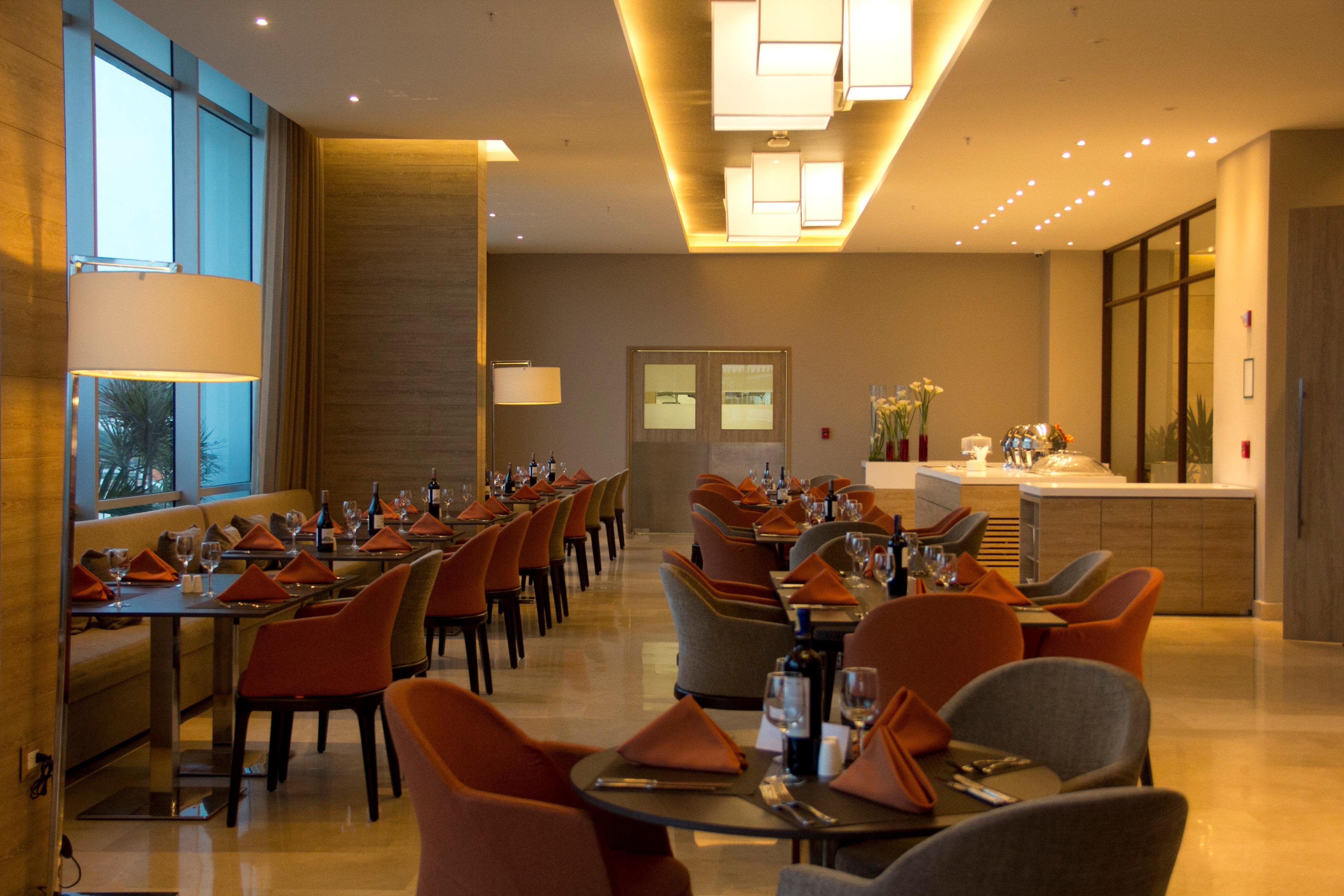 Holiday Inn Cucuta By Ihg Exterior foto The restaurant