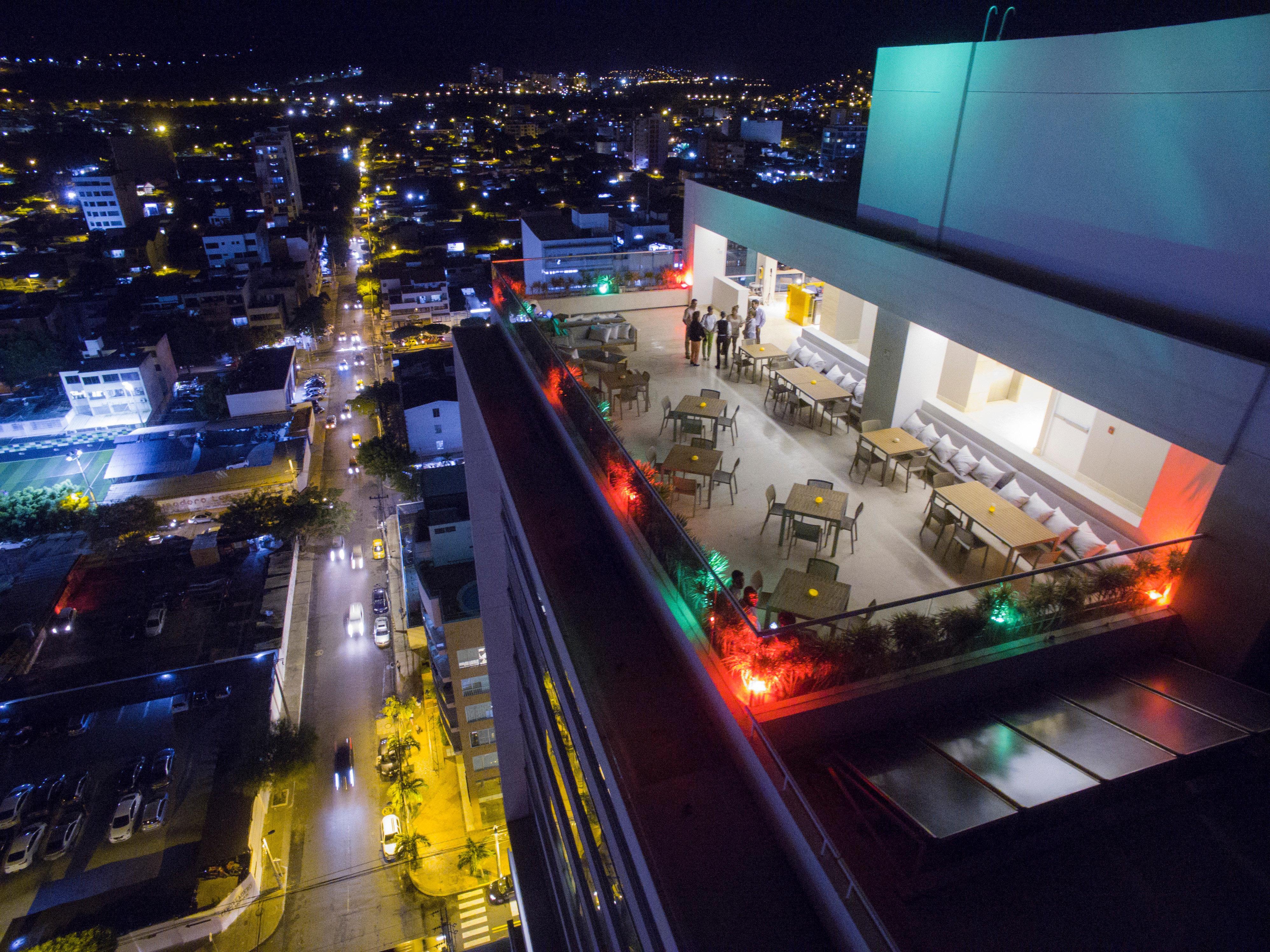 Holiday Inn Cucuta By Ihg Exterior foto Skyline of the city