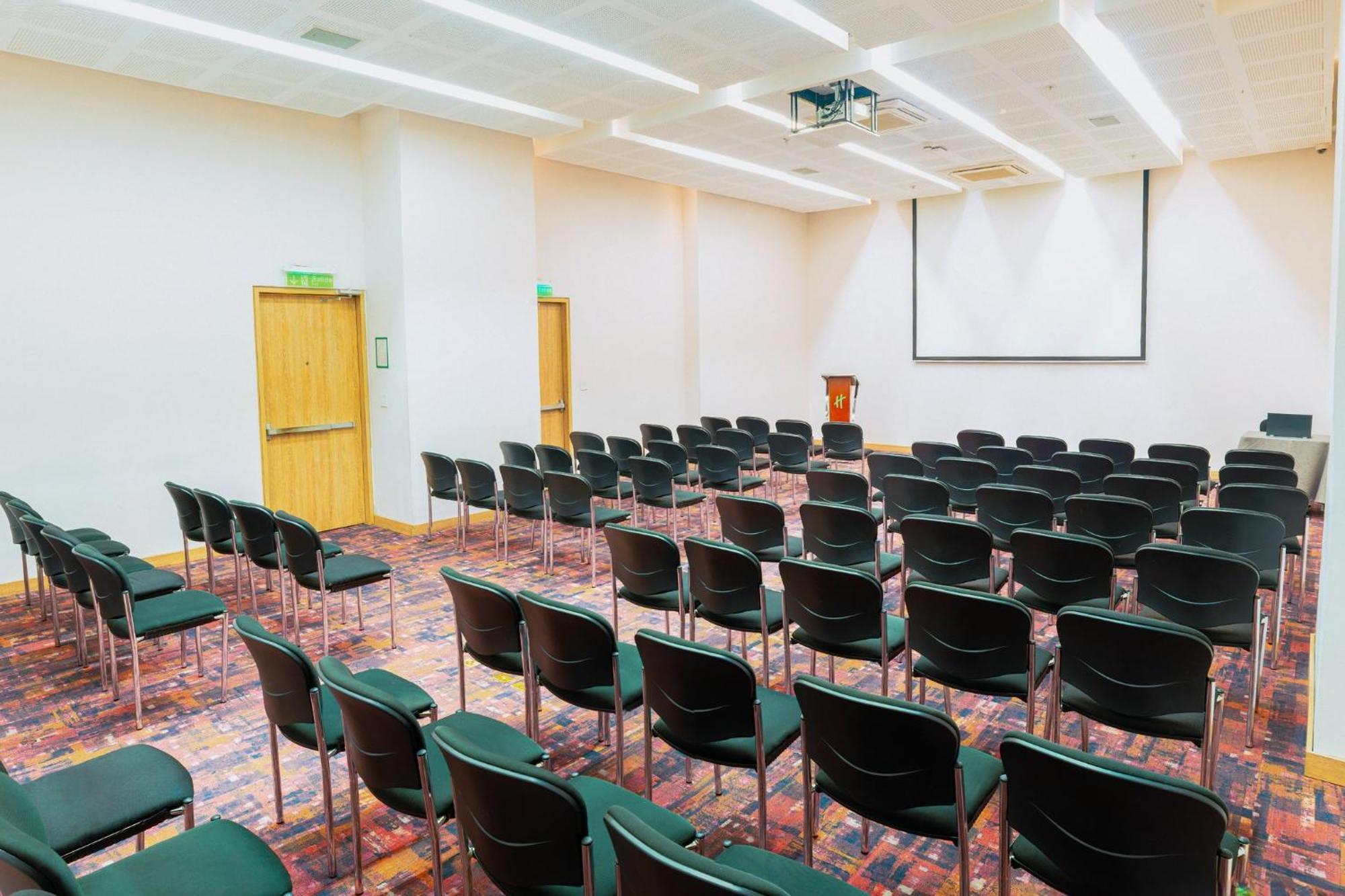 Holiday Inn Cucuta By Ihg Exterior foto The main conference room